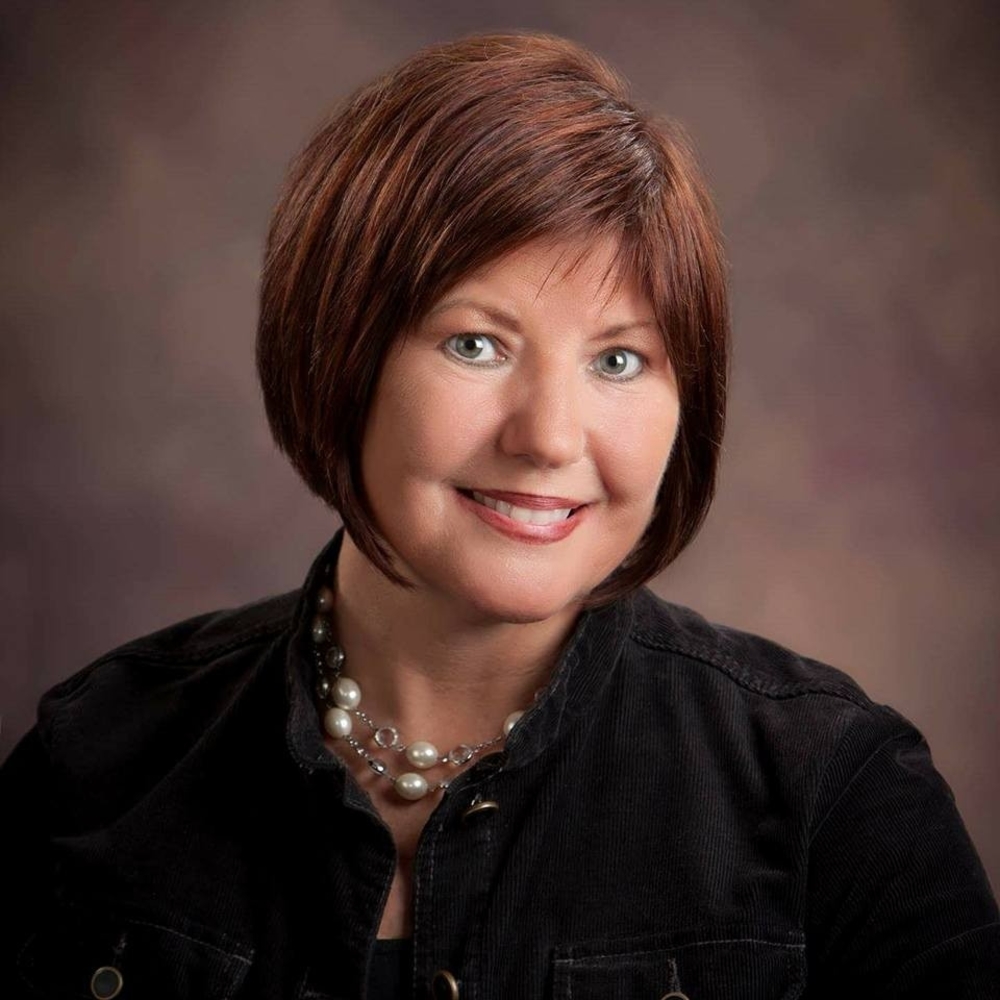 Meet your Posher, Paula